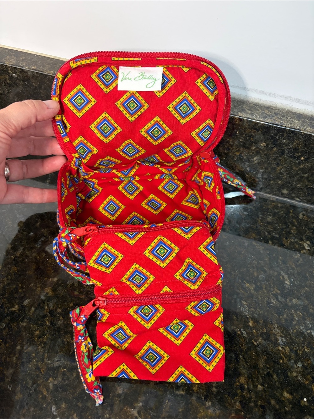VERA BRADLEY Retired Villa Red Travel Organizer